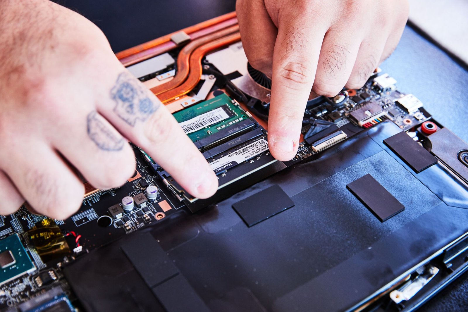 Laptop Repair Noida 2